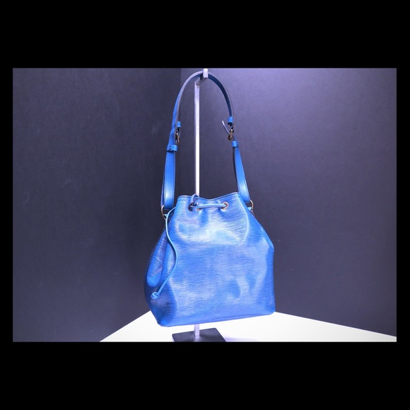 VINTAGE Louis Vuitton Blue Epi Noe PM Hobo Bag - Picture 1 of 16